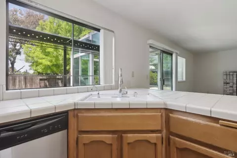 220 Sandy Neck Way, Vallejo, CA 94591 photo 16