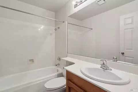 220 Sandy Neck Way, Vallejo, CA 94591 photo 34
