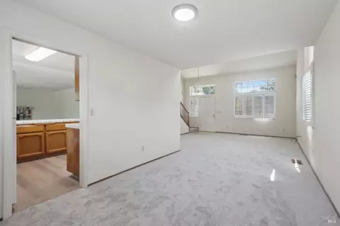 220 Sandy Neck Way, Vallejo, CA 94591 photo 11