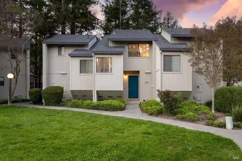 1959 Windmill Cir, Santa Rosa, CA 95403
