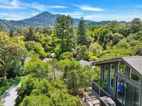 10 Arroyo Dr, Kentfield, CA 94904