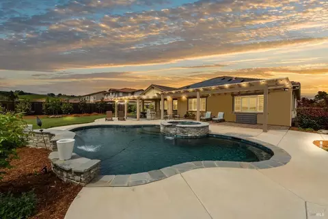 214 Rolling Sage Cir, Vacaville, CA 95688