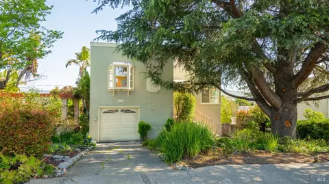 38 D St, Vallejo, CA 94590