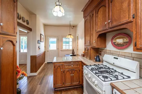 Kitchen - 1436 Pine St, Napa, CA 94559 photo 4 of 6