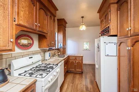 Kitchen - 1436 Pine St, Napa, CA 94559 photo 3 of 6