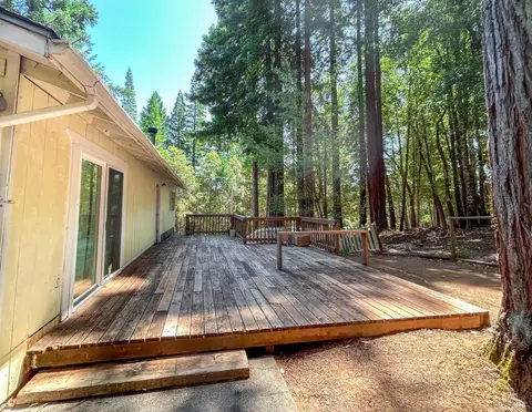 Exterior - 1853 Clover Dr, Willits, CA 95490 photo 3 of 4