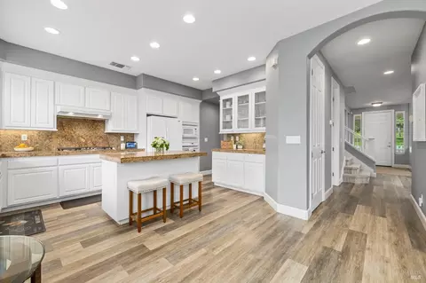 571 Jorgensen St, Cotati, CA 94931 photo 9