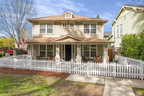 571 Jorgensen St, Cotati, CA 94931