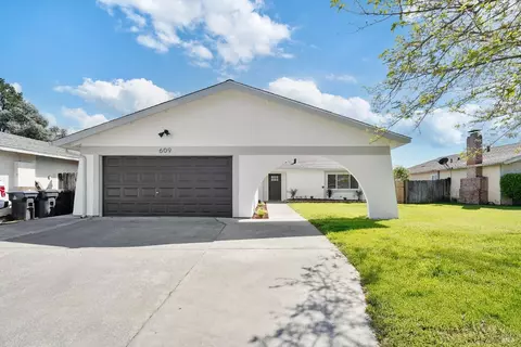 609 Frieda Dr, Suisun City, CA 94585