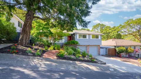 68 Laura Ln, Fairfax, CA 94930