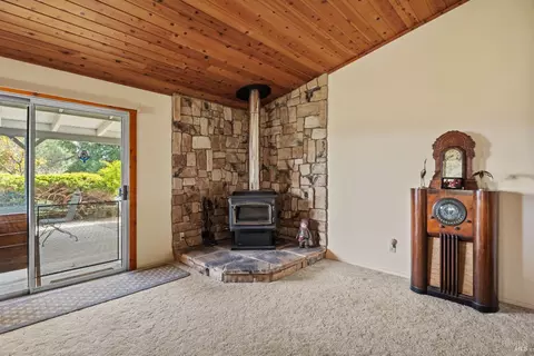 27391 Crow Pl, Willits, CA 95490 photo 9
