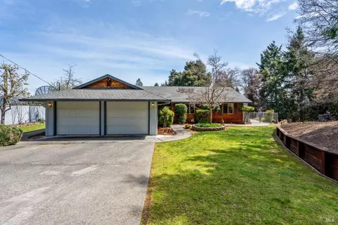 27391 Crow Pl, Willits, CA 95490