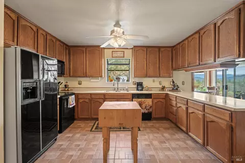 27391 Crow Pl, Willits, CA 95490 photo 7