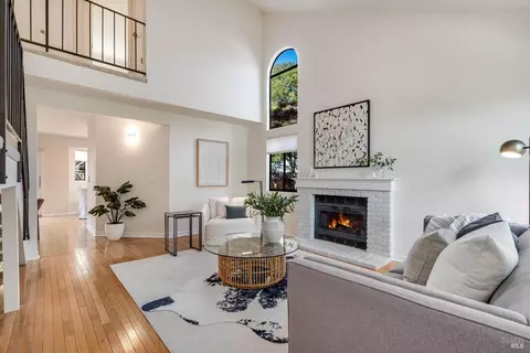 433 Jay Ct, Sonoma, CA 95476