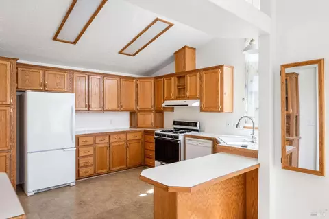 206 Daisy Dr, Napa, CA 94558 photo 15