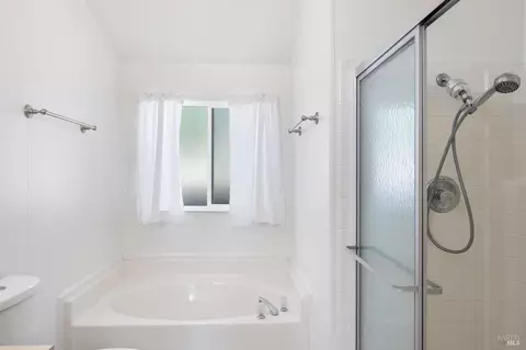 206 Daisy Dr, Napa, CA 94558 photo 33