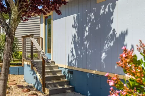 206 Daisy Dr, Napa, CA 94558 photo 40