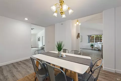 Dining - 4 Issel Ct, Cotati, CA 94931 photo 2 of 4