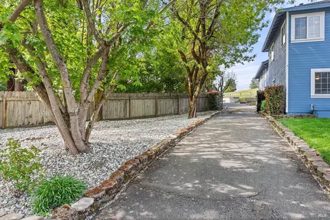Exterior - 4 Issel Ct, Cotati, CA 94931 photo 10 of 15