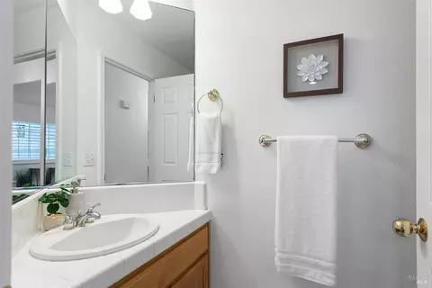 Bath - 4 Issel Ct, Cotati, CA 94931 photo 1 of 5