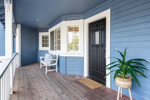 Exterior - 4 Issel Ct, Cotati, CA 94931 photo 4 of 15
