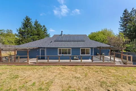 Exterior - 4 Issel Ct, Cotati, CA 94931 photo 13 of 15