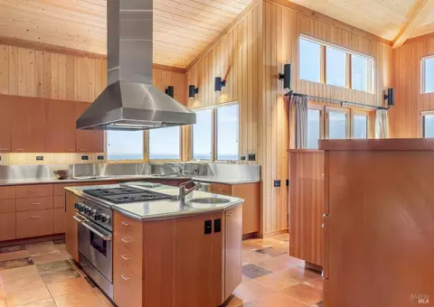 Kitchen - 35124 Crows Nest Dr, The Sea Ranch, CA 95497 photo 3 of 6
