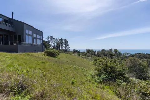 Exterior - 35124 Crows Nest Dr, The Sea Ranch, CA 95497 photo 5 of 15