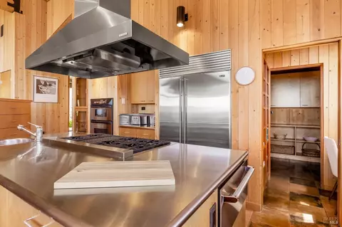 Kitchen - 35124 Crows Nest Dr, The Sea Ranch, CA 95497 photo 4 of 6