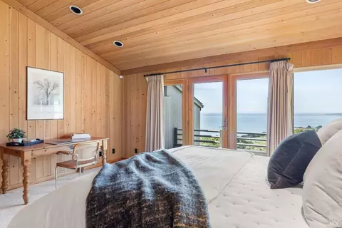 Bedroom - 35124 Crows Nest Dr, The Sea Ranch, CA 95497 photo 8 of 9