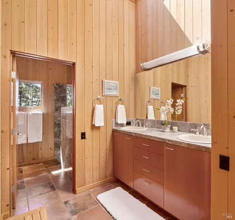 Bath - 35124 Crows Nest Dr, The Sea Ranch, CA 95497 photo 2 of 7