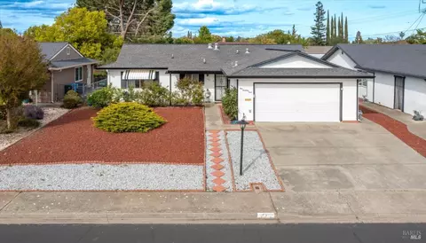 172 Isle Royale Cir, Vacaville, CA 95687