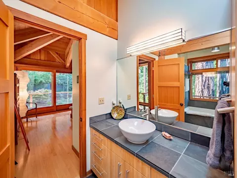 Bath - 10951 Big Meadow Rd, Philo, CA 95466 photo 4 of 6