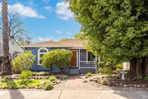 415 Virginia Ct, Santa Rosa, CA 95404