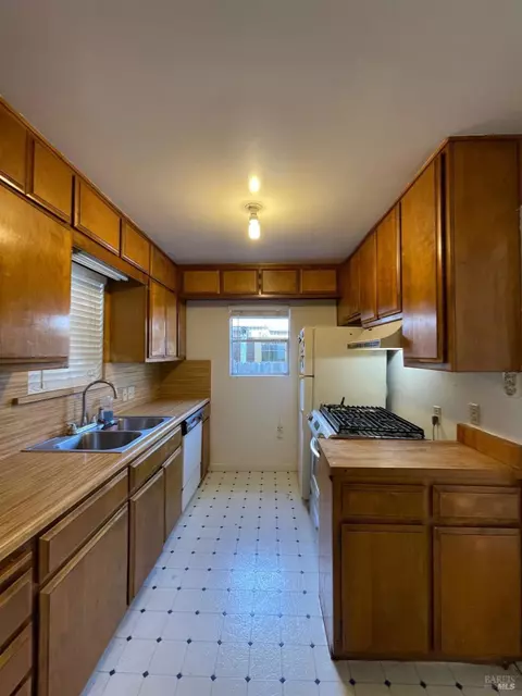 Kitchen - 2909 Georgia St, Vallejo, CA 94591 photo 1 of 1