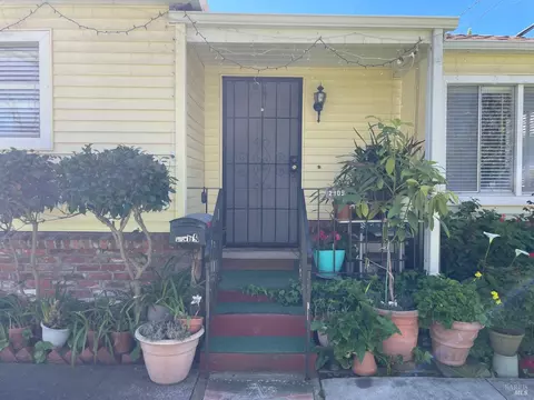 Exterior - 2909 Georgia St, Vallejo, CA 94591 photo 2 of 2