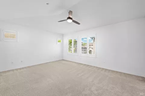 Bedroom - 706 Marsh Pl, Fairfield, CA 94533 photo 1 of 7