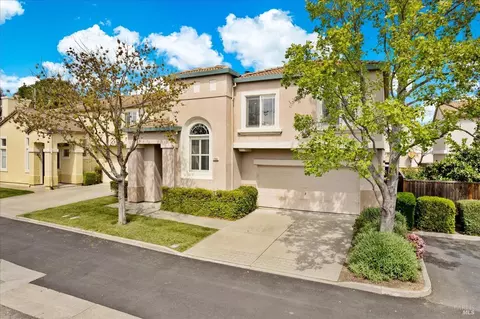 Exterior - 706 Marsh Pl, Fairfield, CA 94533 photo 11 of 16