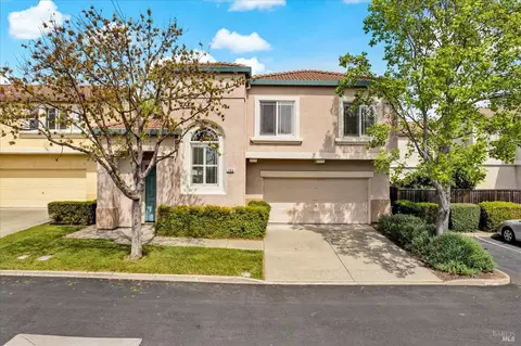 Exterior - 706 Marsh Pl, Fairfield, CA 94533 photo 9 of 16