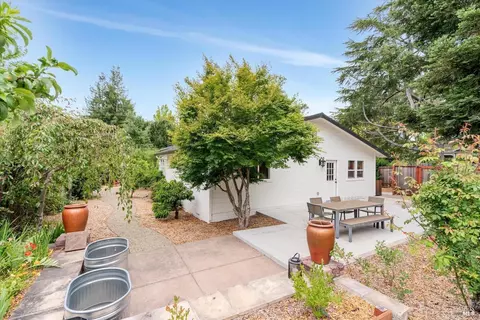 Exterior - 203 Donald St, Graton, CA 95444 photo 6 of 10