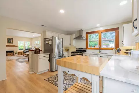 Kitchen - 203 Donald St, Graton, CA 95444 photo 2 of 5