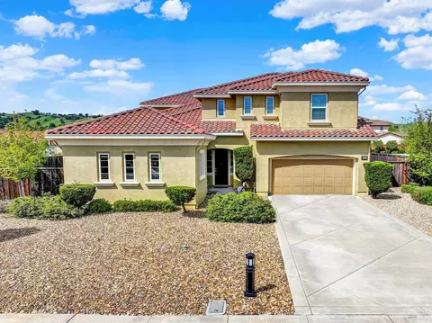 160 Rolling Sage Cir, Vacaville, CA 95688