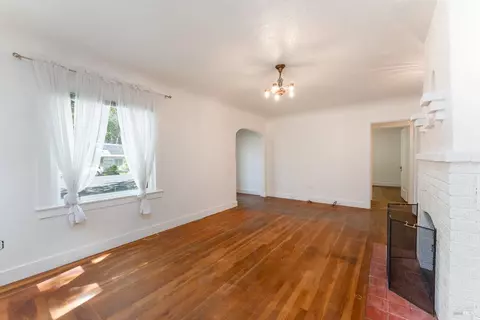 Living - 735 Grove Ave, Ukiah, CA 95482 photo 5 of 5