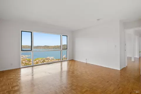 Living - 192 Spencer Ave, Sausalito, CA 94965 photo 8 of 10