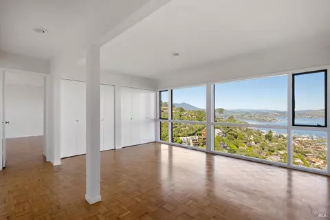 Living - 192 Spencer Ave, Sausalito, CA 94965 photo 7 of 10