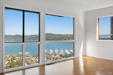 Living - 192 Spencer Ave, Sausalito, CA 94965 photo 10 of 10