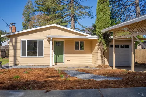 1206 Magnolia St, Willits, CA 95490