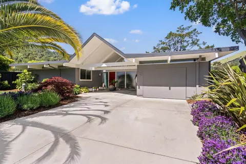 2 Mount Rainier Dr, San Rafael, CA 94903