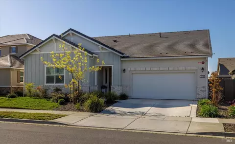 779 Hydrangea Dr, Vacaville, CA 95687