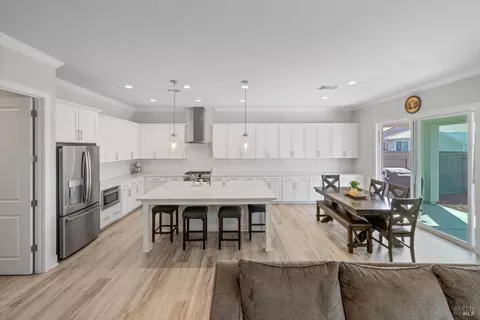 Kitchen - 779 Hydrangea Dr, Vacaville, CA 95687 photo 1 of 9